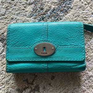 Adorable teal Fossil wallet